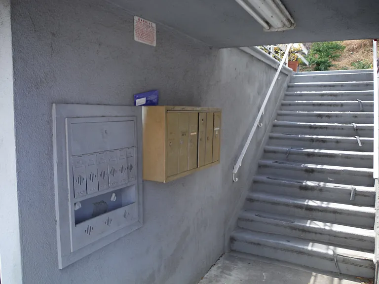630 Via Altamira #C — Photo 15