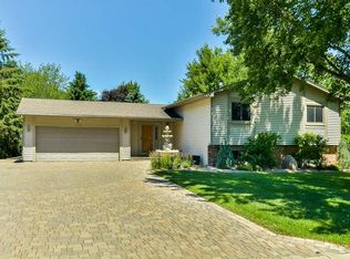 10484 Maple Valley Dr N, Maple Grove, MN 55369