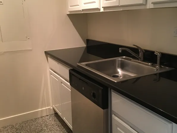 120 East 87th Street image 4 of 5