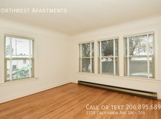 2318 California Ave SW APT 304, Seattle, WA 98116