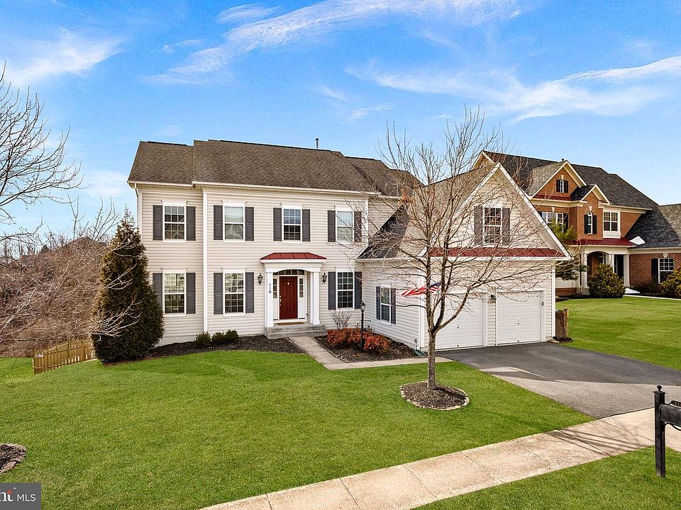 1st image of 110 Setting Sun Ct