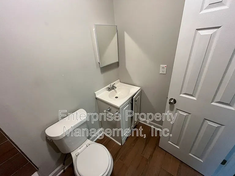 677 Buntyn St #3 — Photo 11