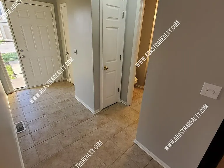 304 N 9th St #B — Photo 4