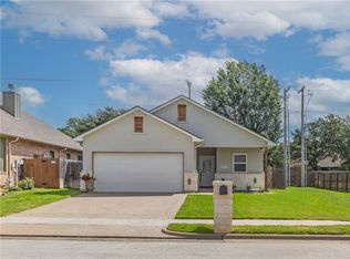 3098 Peterson Way, Bryan, TX 77802