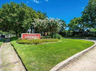 10047 Westpark Dr #72, Houston, TX 77042