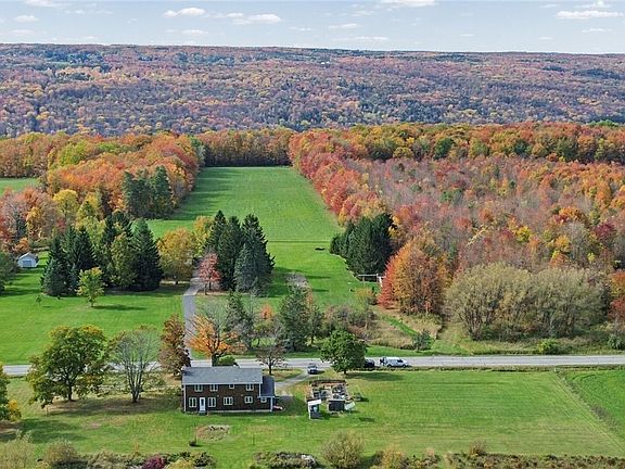 4th image of 7513 Vermont Hill Rd