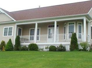 3135 Bailey Rd, Bloomfield, NY 14469