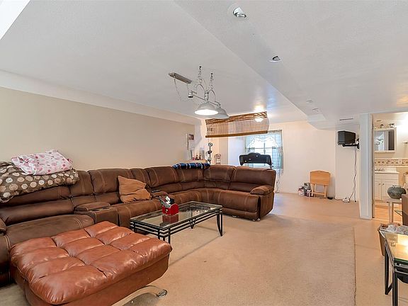 5th image of 20674 E 41st Ave