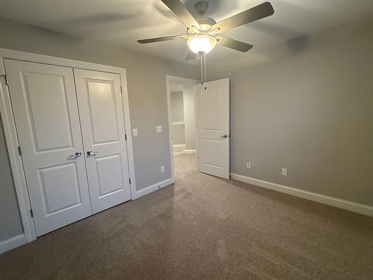 94 Creekwood Ln — Photo 17