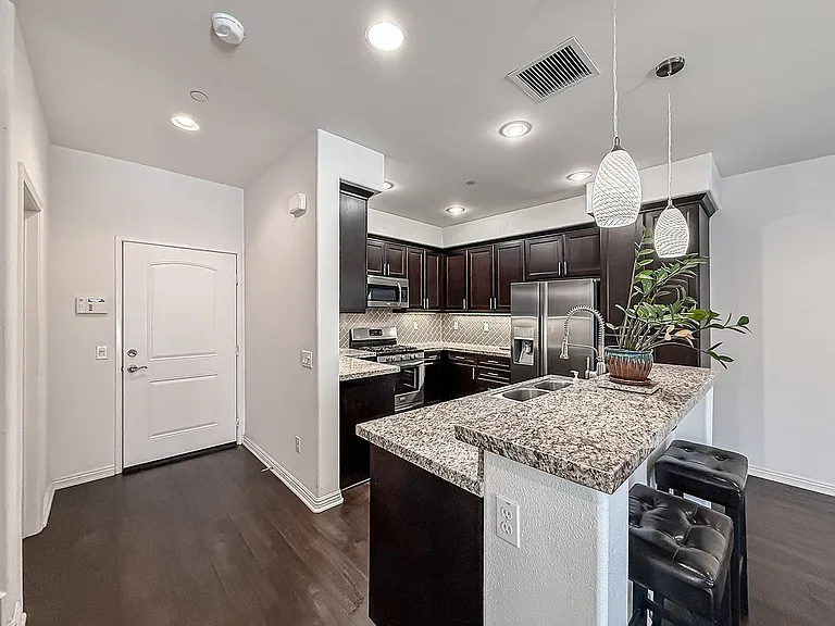 34 Secret Hollow Ln — Photo 9