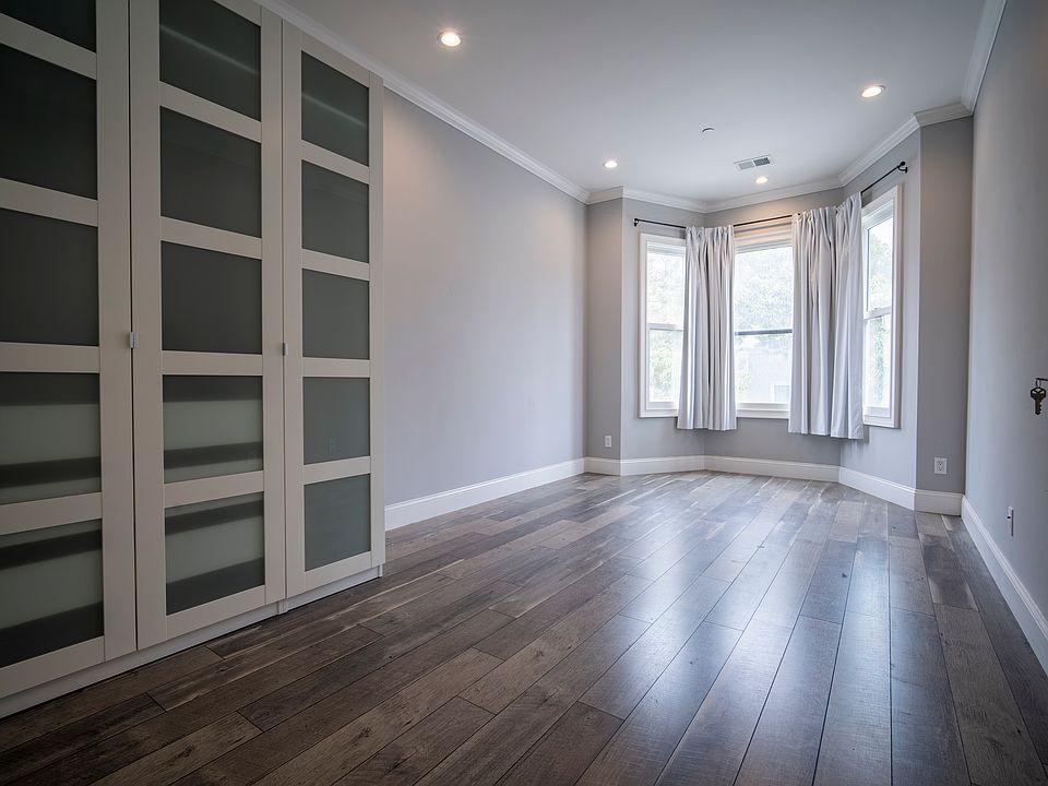 1st image of 727 Chenery St