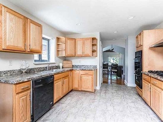 1st image of 8241 166th St #1