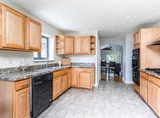 8241 166th St #1, Jamaica, NY 11432