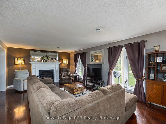 4th image of 2 Highland Dr