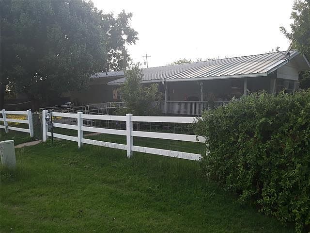1st image of 812 Whippoorwill Dr