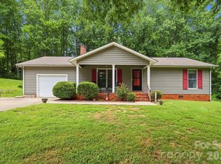 213 Hamilton Rd, Troutman, NC 28166