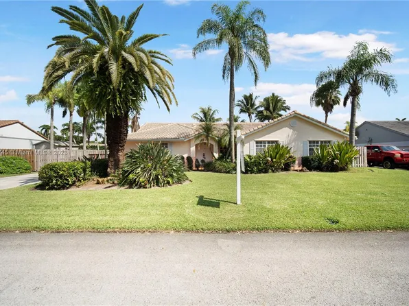 15349 SW 150th St, Miami, FL 33196
