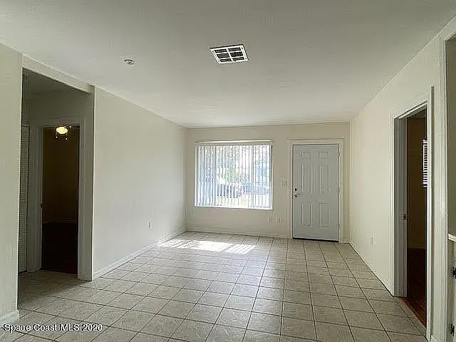 302 Georgetown Ave — Photo 7