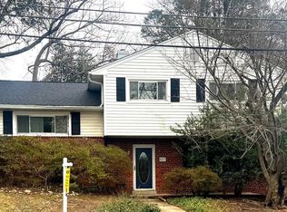 8607 Lanier Dr, Silver Spring, MD 20910