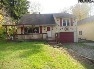 3222 Twin Hills St NW, Uniontown, OH 44685