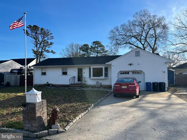 309 Lawrence Dr, Lanoka Harbor, NJ 08734