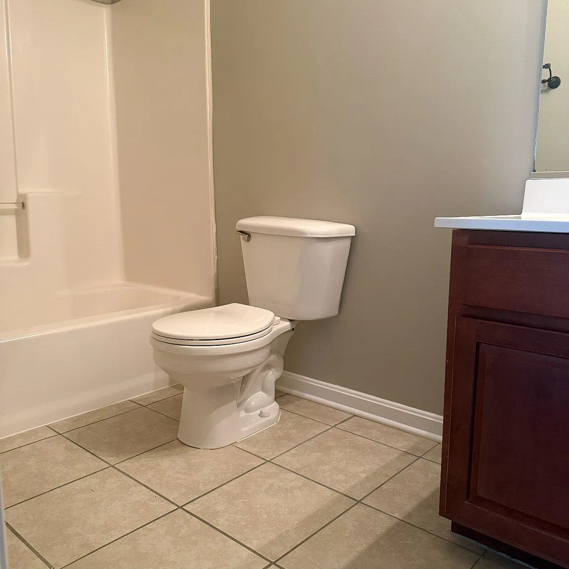 3 bed, 3.5 bath, 2970 sqft, $3,250 — Photo 4