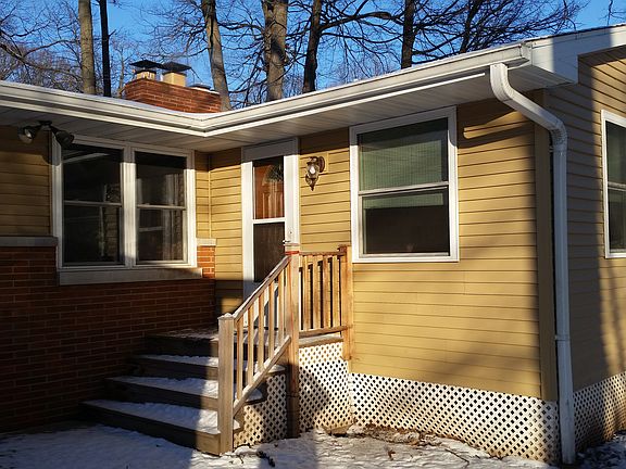 Sunroom entry
