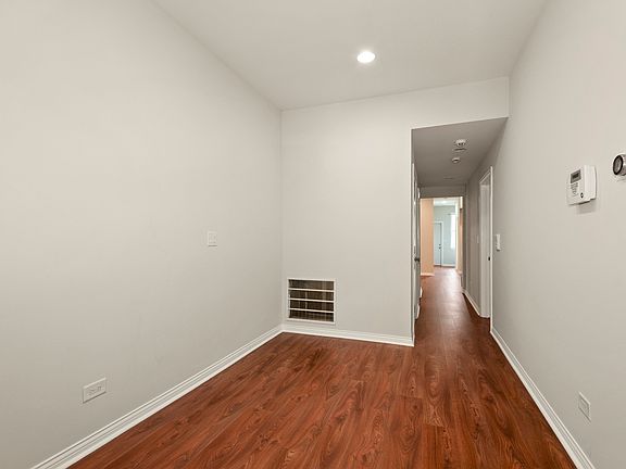 4th image of 4519 S Calumet Ave #1