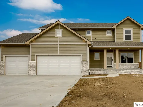 12256 S 111th St, Papillion, NE 68046
