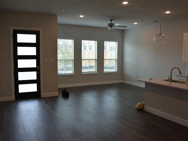 LOADS OF ROOM FOR RELAXING