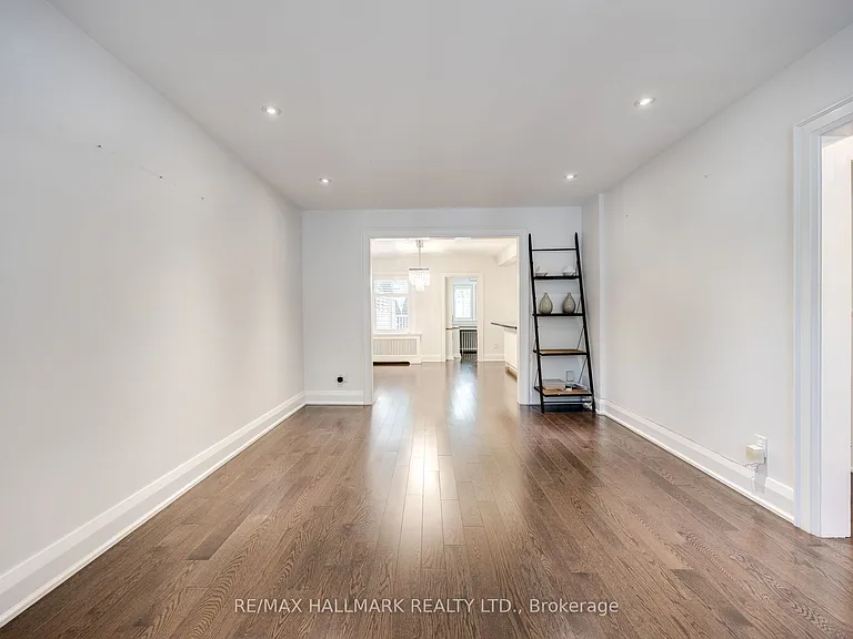 15 McNairn Ave — Photo 5