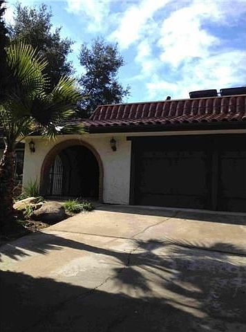 1st image of 26717 Banbury Dr