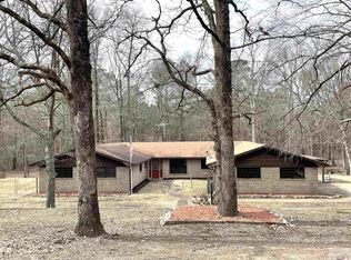 1215 Rolling Ridge Dr, Texarkana, AR 71854