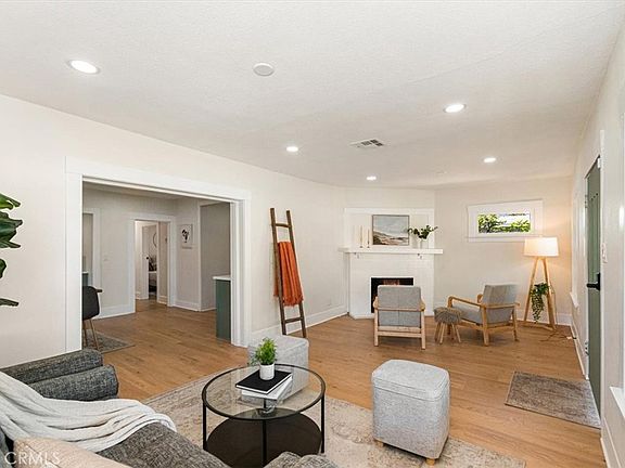 3rd image of 4474 Highland Pl