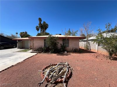 1132 S 10th St, Las Vegas, NV, 89104