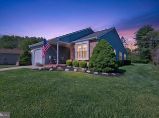 42 Falmouth Dr, Mount Laurel, NJ 08054