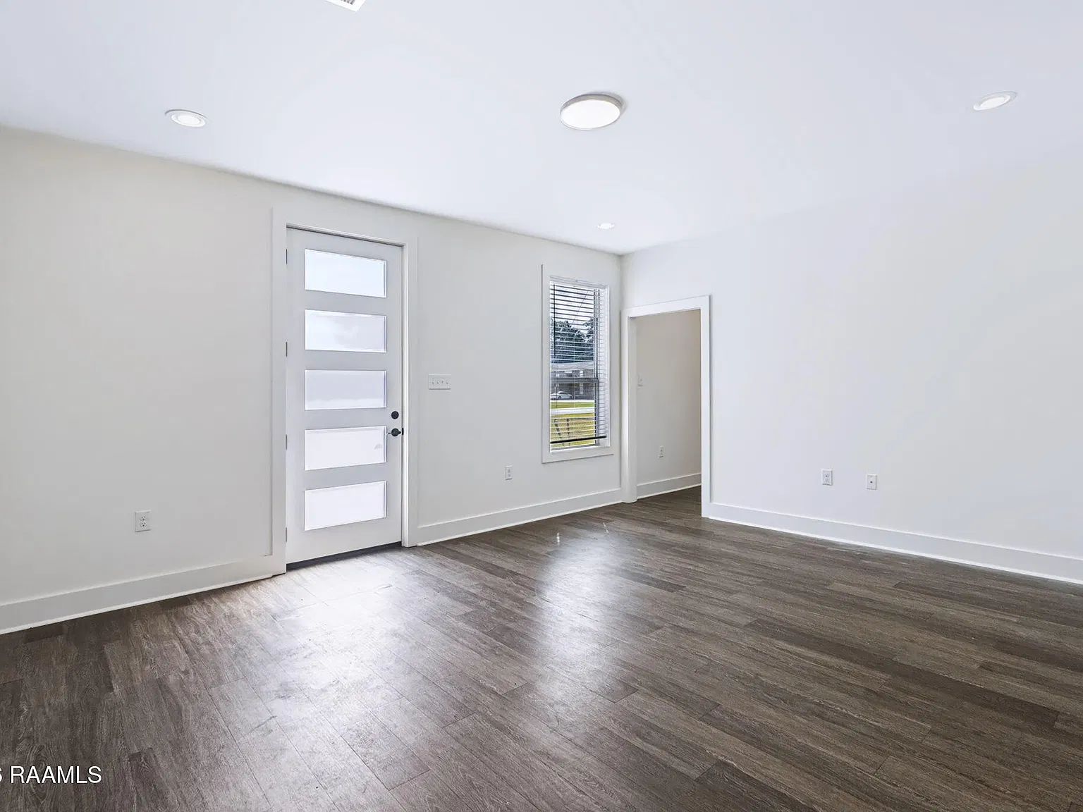 2 bed, 2.0 bath, 1200 sqft, $1,650 — Photo 4