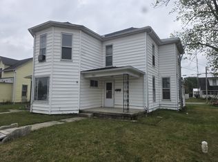 701 E Auglaize St, Wapakoneta, OH 45895