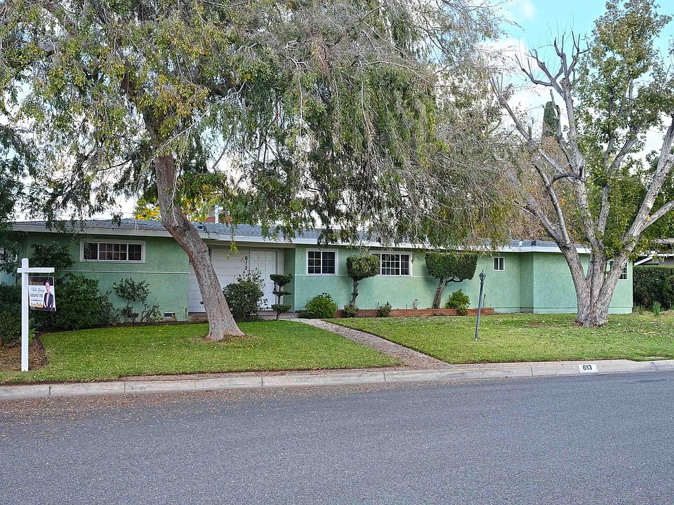 1st image of 613 E Camellia Dr