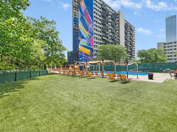 201 Saint Pauls Avenue image 12 of 15