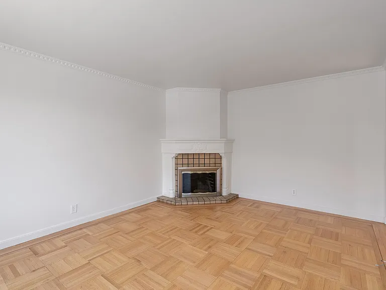 115 Farnum St — Photo 7