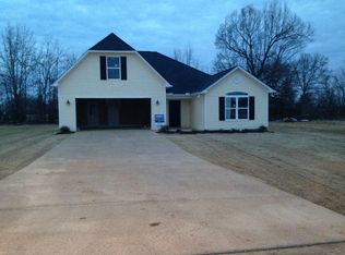 36 Layne Dr, Bells, TN 38006