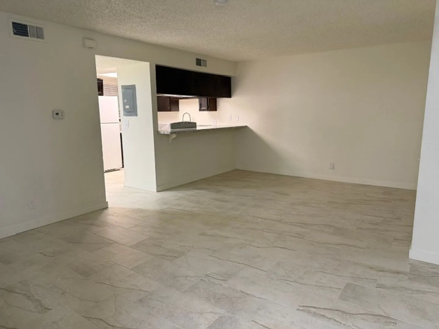 Beautiful 2story - 3debs 2 1/2 Baths — Photo 1