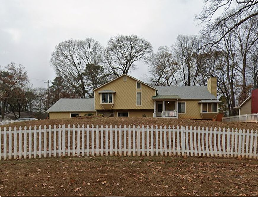 1st image of 251 Marquis Ct