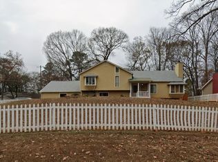 251 Marquis Ct, Lilburn, GA 30047