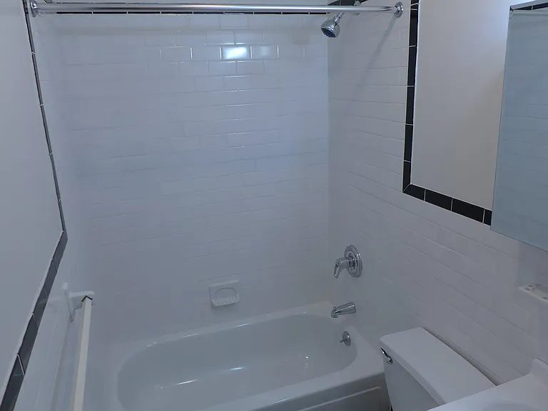 172 Spring St #12 — Photo 8