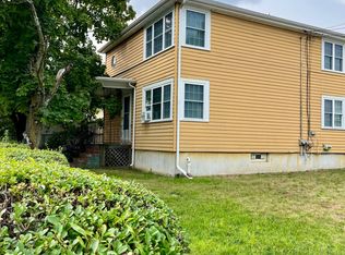 553 Main St #2, Watertown, MA 02472