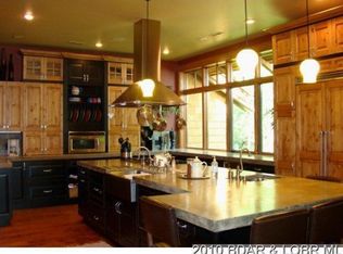 1417 Silver Spgs, Camdenton, MO 65020