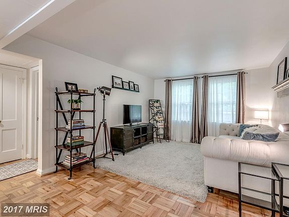 2nd image of 1507 Belle View Blvd APT A2