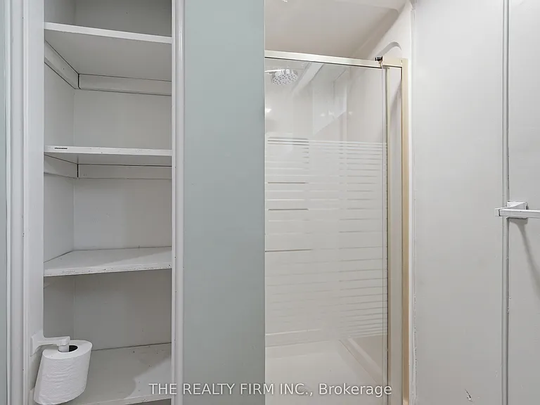 45 Amy Cres — Photo 27
